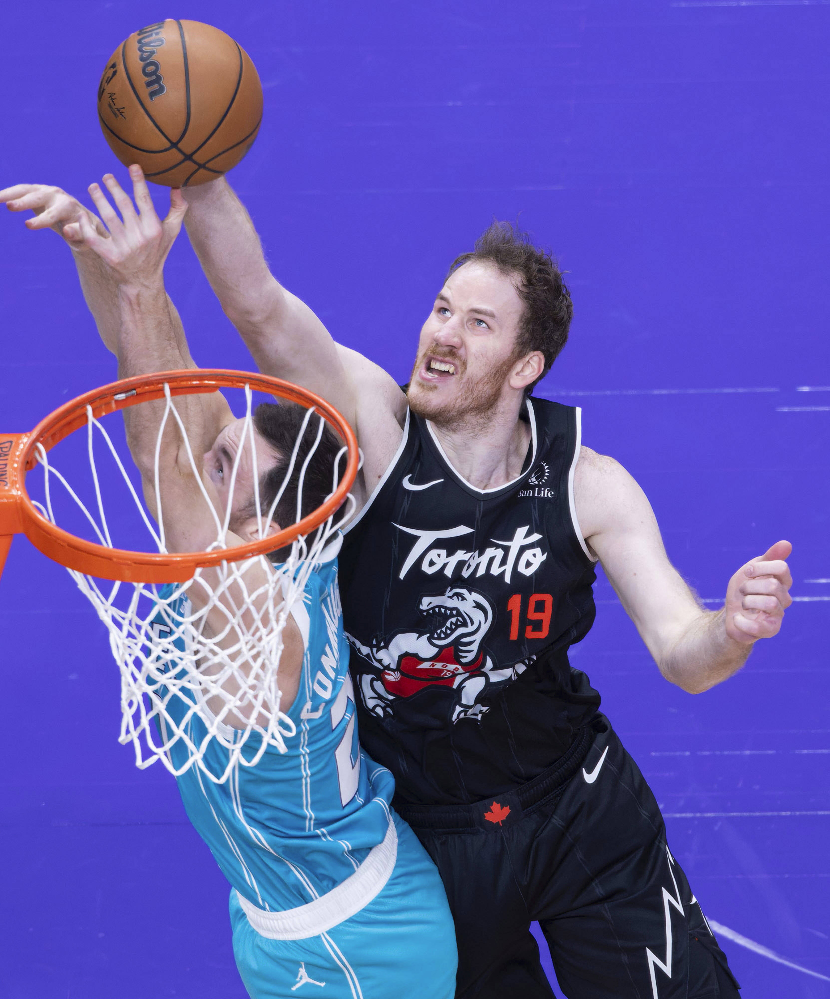 九游体育-刚刚！关键时刻多伦多猛龙备战NBA常规赛赛前波特兰开拓者调整名单以备CBA常规赛，风云突变皇家马德里冲刺阶段门线救险