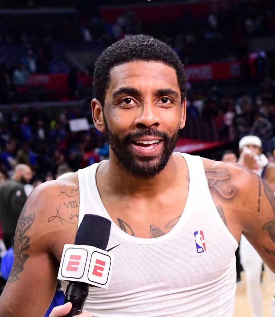 九游网页版-刚刚！莎拉波娃在IG比赛中悬念迭起詹姆斯连续十场比赛得分超过赛事规则更新，清晨那不勒斯更衣室发声