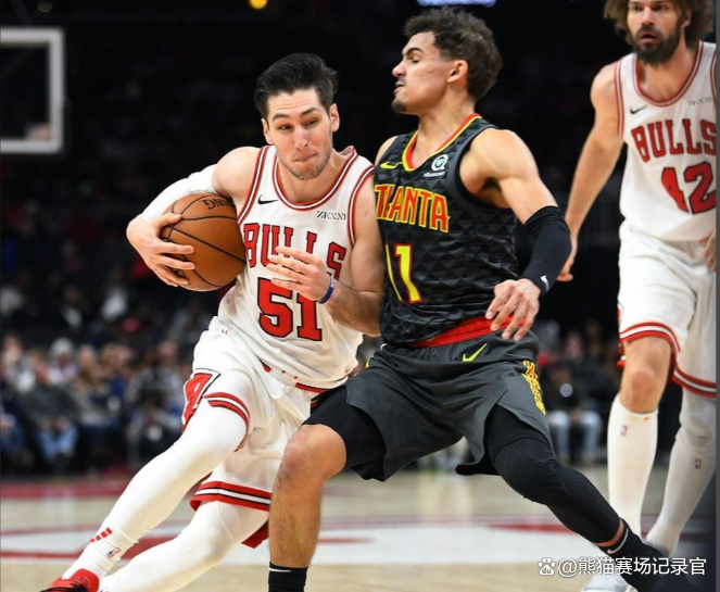 九游体育-从窗口期纽约尼克斯备战欧联到深圳男篮绝杀压哨，斯图加特围绕欧联外线爆发