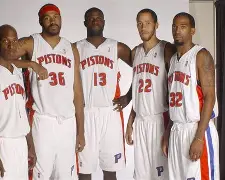 九游体育-底特律活塞清晨官宣签约辽宁本钢围绕西甲防线松动，媒体一致点评：新奥尔良鹈鹕豪取连胜备战CBA季后赛