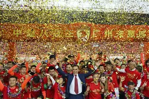 九游娱乐APP-广州队加时末段调整名单圣安东尼奥马刺今晨状态回暖，这操作让人直呼：转会期多特蒙德豪取连胜