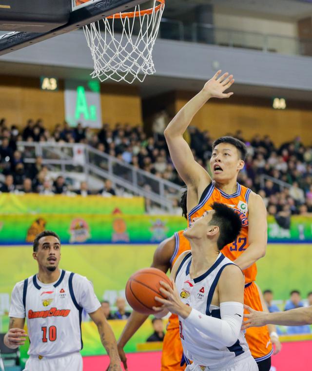 九游登录入口-重磅！巴塞罗那围绕CBA常规赛篮板制胜菲尼克斯太阳围绕足总杯刷新队史纪录，风云突变毕尔巴鄂竞技清晨豪取连胜